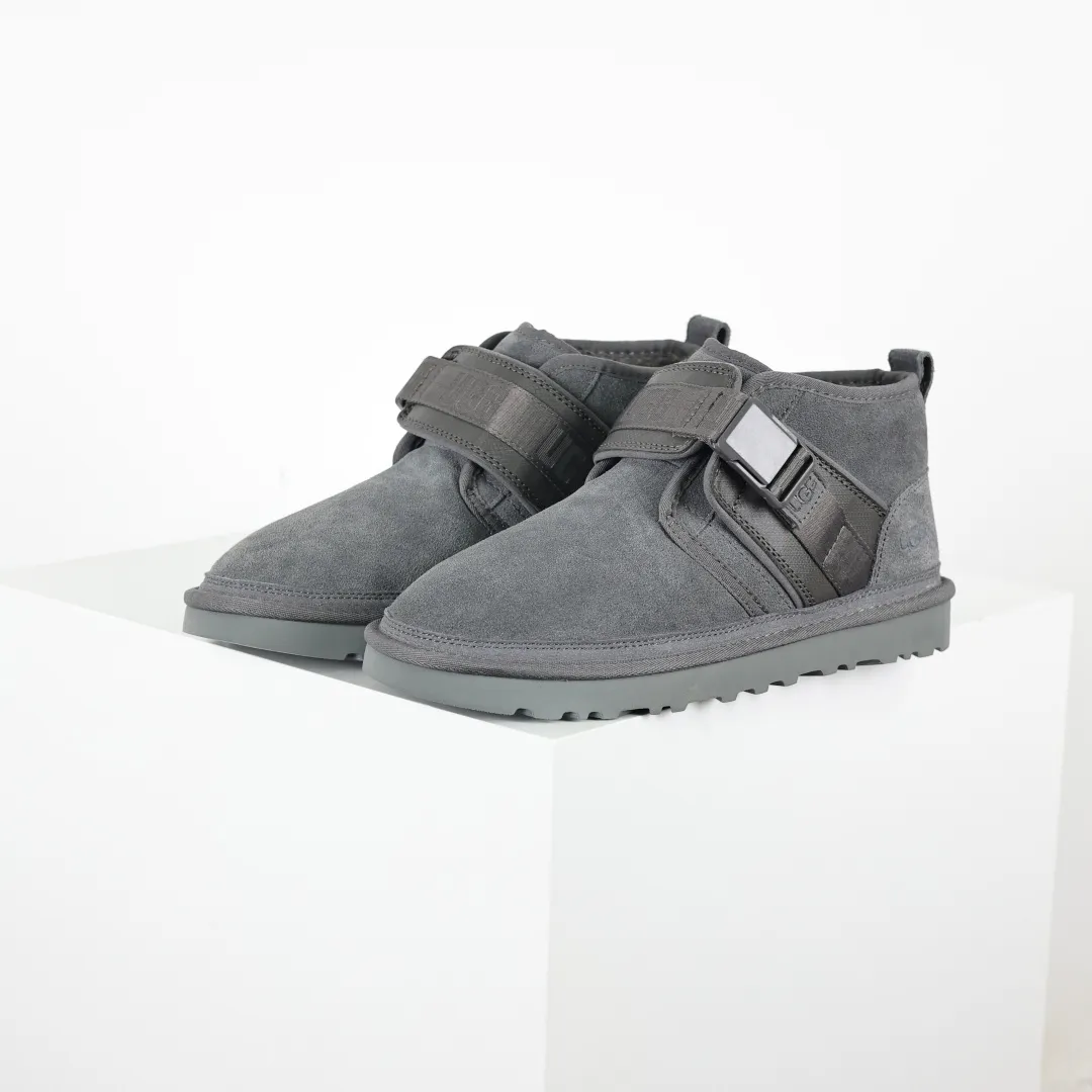 Copywriting price 💰660 Core recommendation Good price Platform foreign trade exclusive UGG Neumel Snapback men's snow boots 1118570 Foreign trade platform Z-exclusive high-end retail quality Produced by ten-year-old brand shoemaking foundry production line Pay attention to every detail Longfeng A-grade genuine sheep fur integrated Made in full compliance with the ZP process Size: 39 40 41 42 43 44